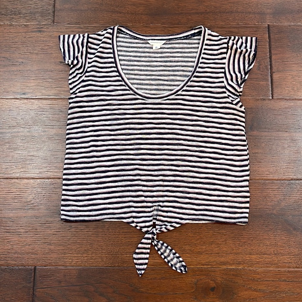 Aeropostale Cropped Striped Shirt with Knot